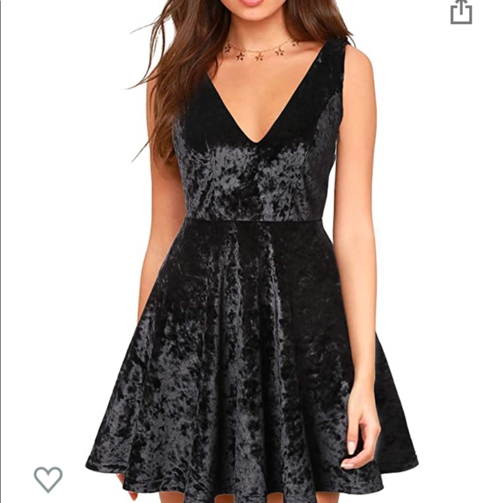 Blooming Jelly Velvety V-Neck Dress